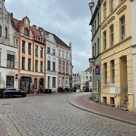 Апартаменты Lee Altstadt Mit Terrasse Висмар